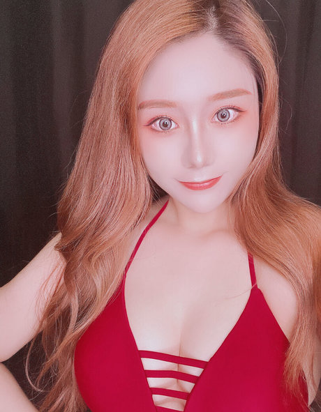 horny asian onlyfans hot images