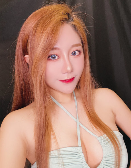 Uying star porn image