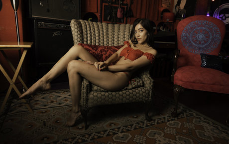 blonde yoga onlyfans free pictures