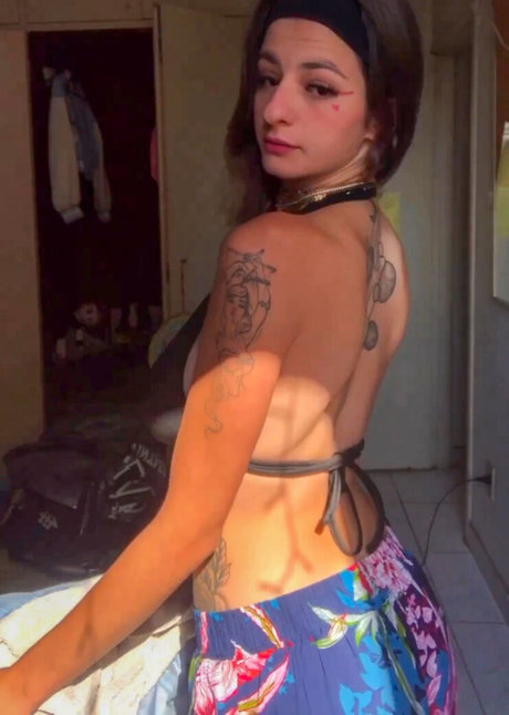 Jubartol0_ pornographic actress picture