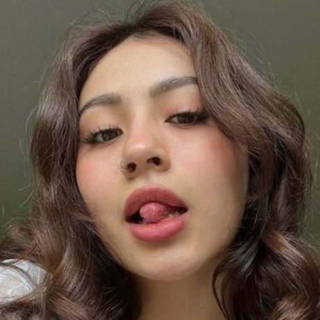 kimmyroxana nude model img