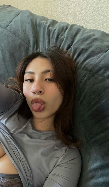 kimmyroxana model naked gallery