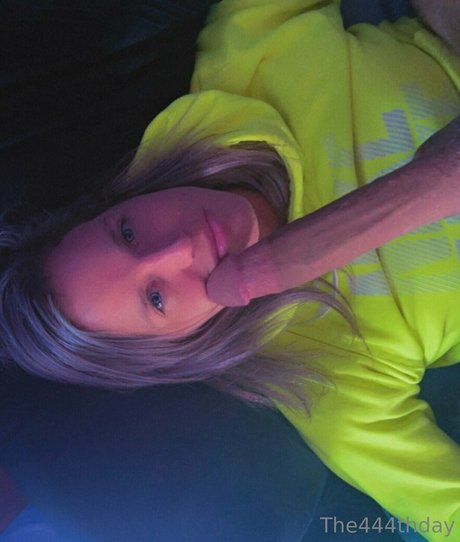 the444thday naked pornstar gallery