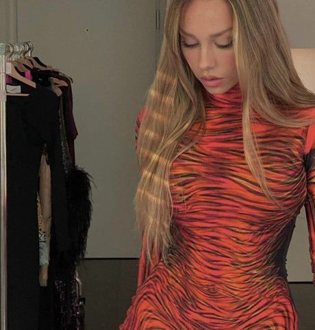 Ester Exposito pornstar hot pics