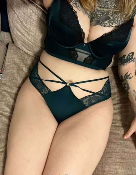 lleykt421 free model photo