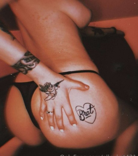 lleykt421 Quick model image