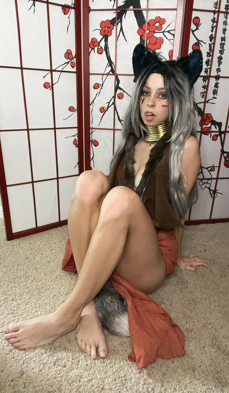 busty mom onlyfans hot xxx pic