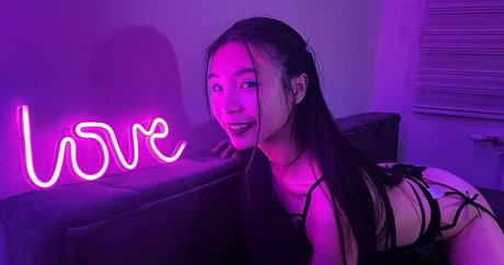 Naomi lilbaby naked pornstar photos