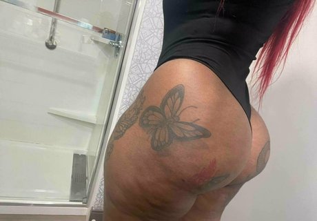 Nevvycakes star erotic pictures