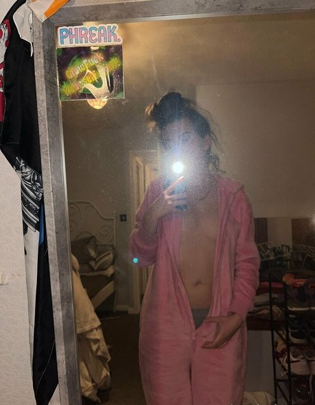 leahshorty pornographic model galleries