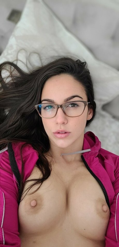 blonde yoga onlyfans free photo