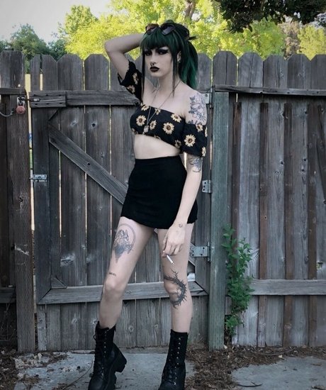 Fleshf1y xxx pornstar pictures