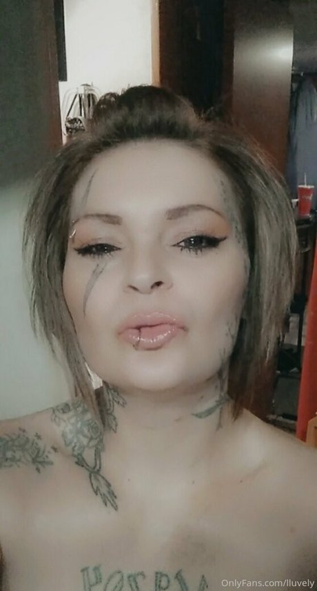 lluvely star porn gallery