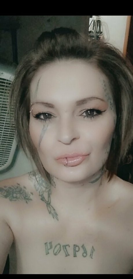 lluvely star top gallery