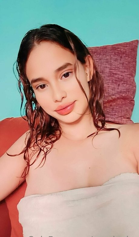 yessiaular pornstar exclusive galleries