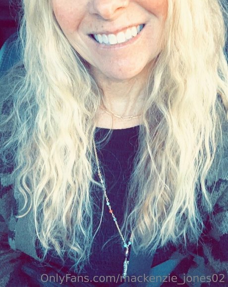 saggy milf onlyfans nudes picture