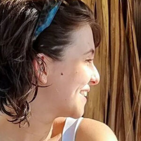 Klara Castanho model nude gallery