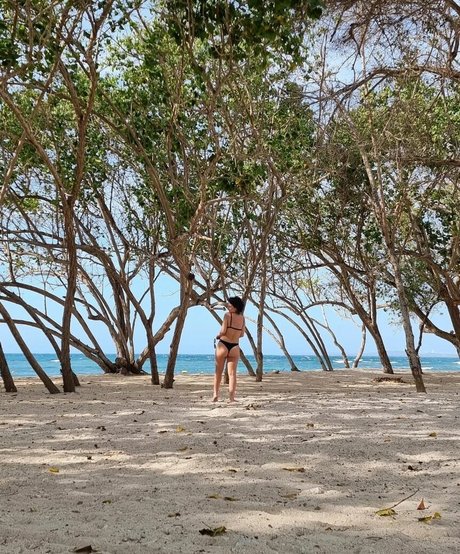 Klara Castanho naked pornstar galleries