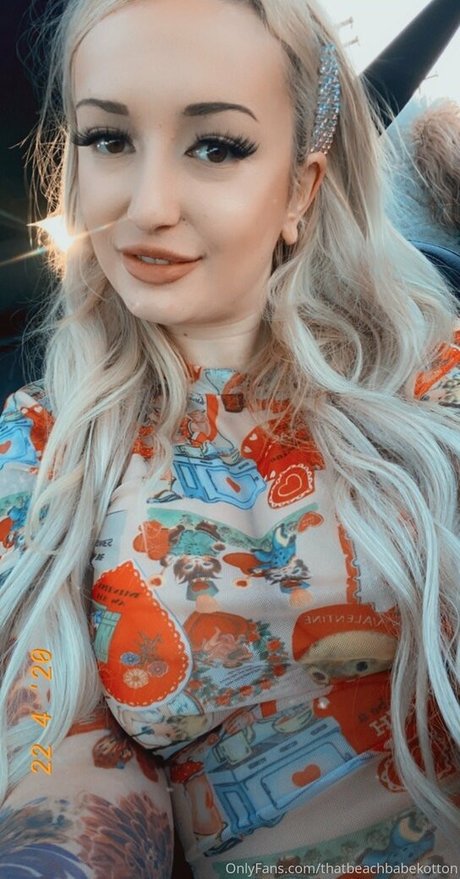 thatbeachbabekotton model adult photos