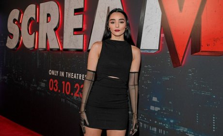 Indiana Massara star best pics