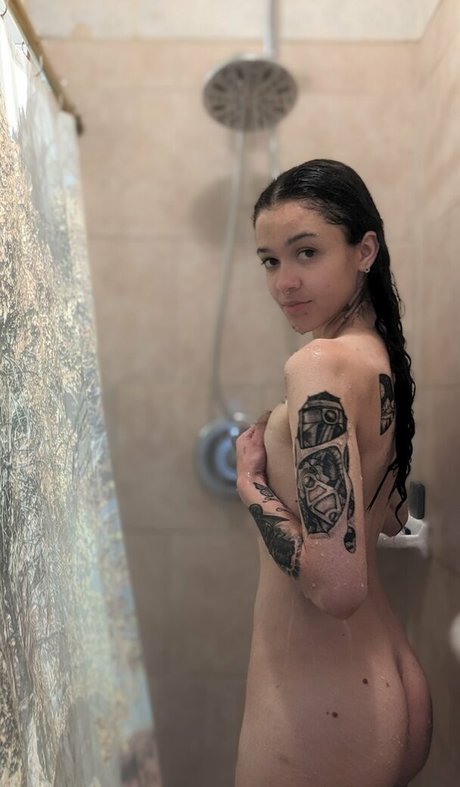 Whistlin6 model best images