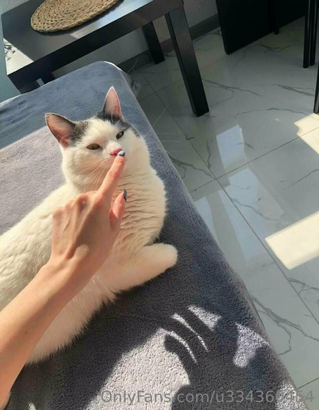 emma gucci best actress pics