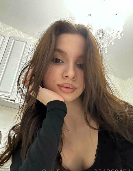 emma gucci nice actress img