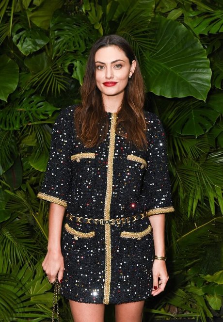 Phoebe Tonkin model sex photos