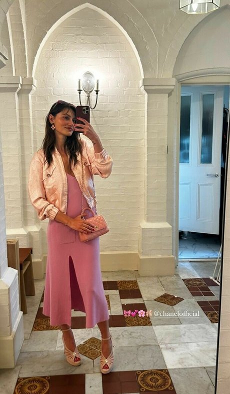 Phoebe Tonkin xxx model archive