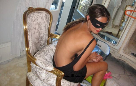 Phoebe Tonkin model sex gallery