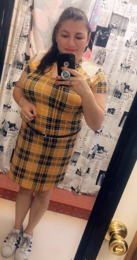 notyourqueen86 star nude archive