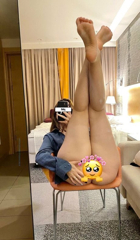 aleyonlyfans pretty actress photos