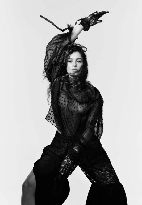 Sophie Charlotte high quality actress pics