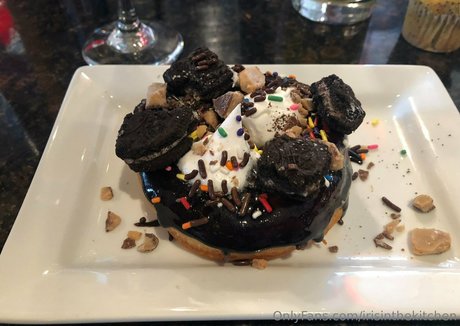 irisinthekitchen star nude photos