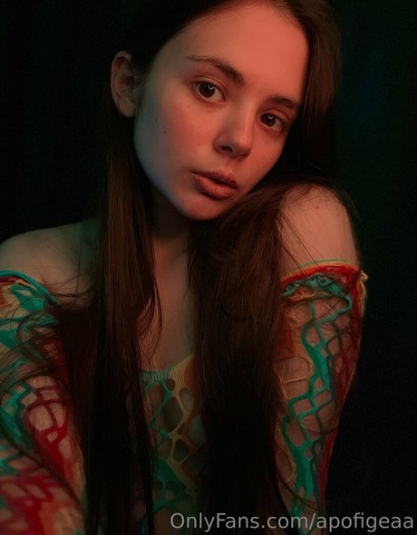 Apofigeaa erotic model gallery