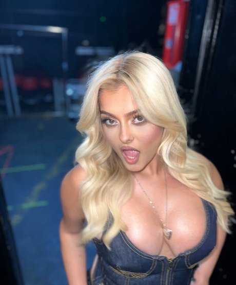 girlfriend onlyfans exclusive pic