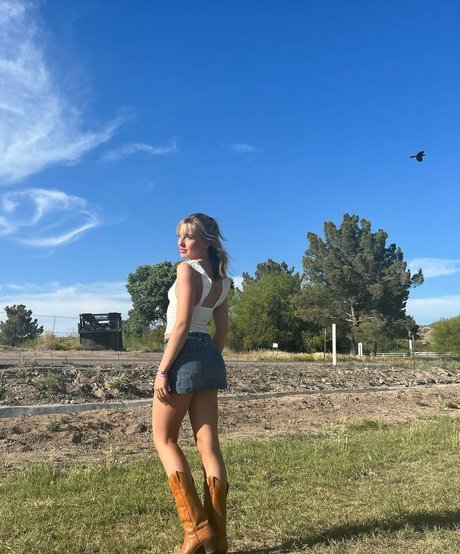 Brynn Rumfallo star xxx photo