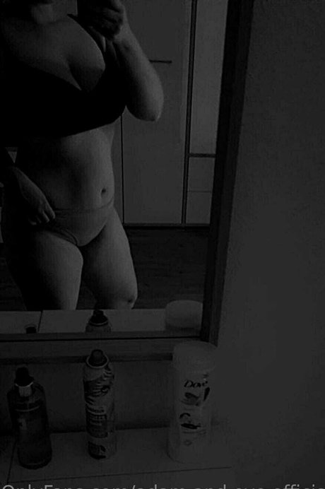 eve official art model photo