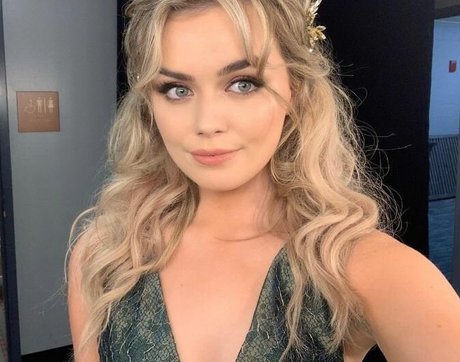 Megan Walsh pornstar erotic img