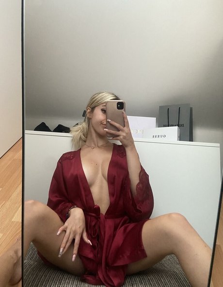 mature squirt onlyfans porno image