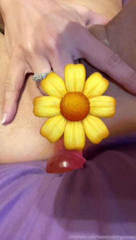 sweetnothingssxoxo nude actress galleries