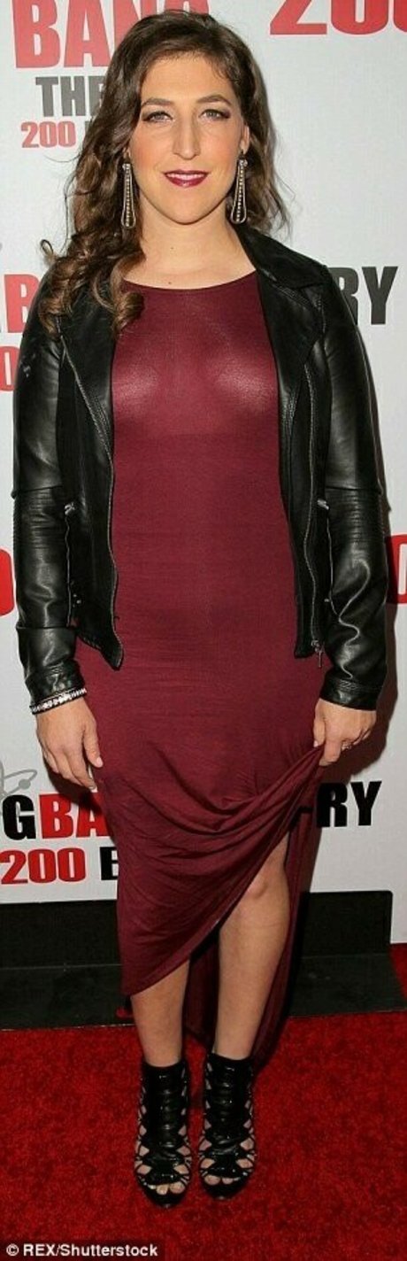 Mayim Bialik hot pornstar pics