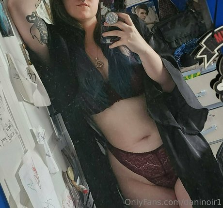 daninoir1 free actress photos