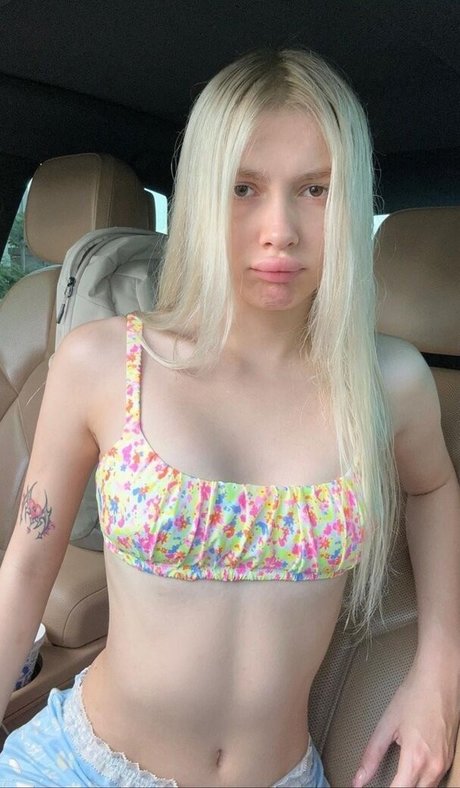 Aleyna Tilki exclusive star image