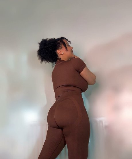 Feelinfree sex pornstar pic