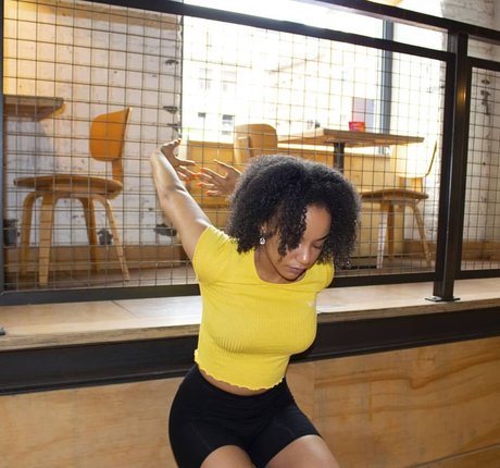 Feelinfree porn actress archive