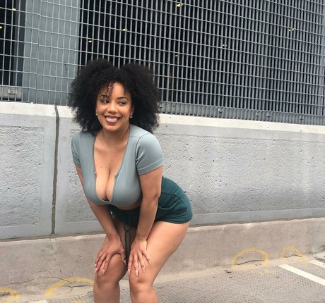 Feelinfree pornstar galleries