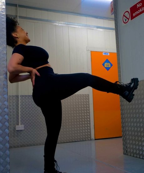 swinger milf onlyfans sexy xxx photo