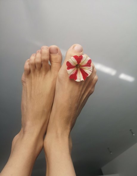 secret feetbeauty naked star photos