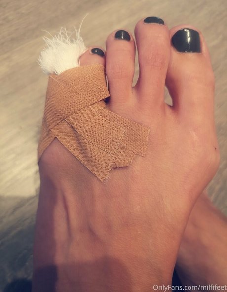 secret feetbeauty nudes model pic